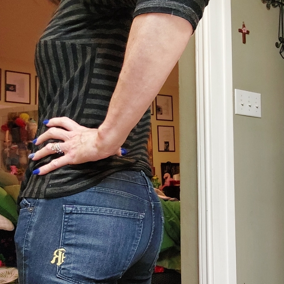 Posh Ambassador 2 ! ♡Cynthia♡ - Picture 5 of 8